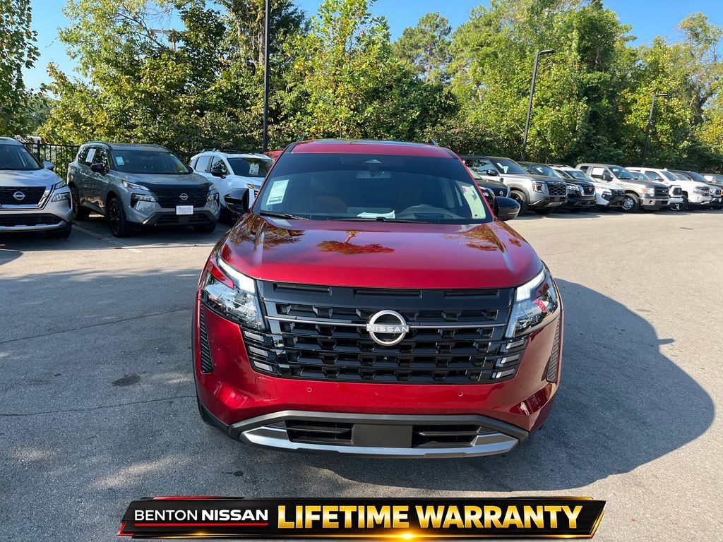 Used 2026 Nissan Pathfinder Platinum AWD/4WD image 12
