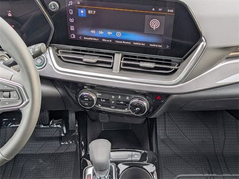 New 2026 Chevrolet Trax ACTIV w/ Driver Confidence Package image 7
