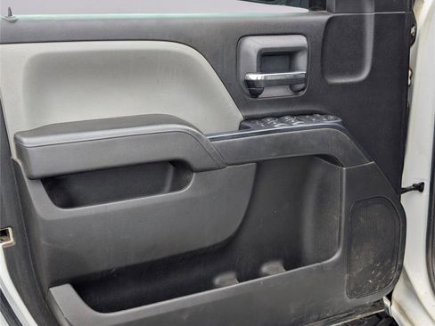 Used 2019 Chevrolet Silverado 1500 W/T w/ WT Convenience Package AWD/4WD image 15