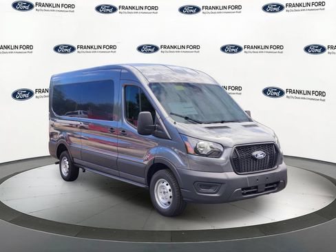 New 2026 Ford Transit 250 148 Medium Roof w/ Load Area Protection Package RWD image 7