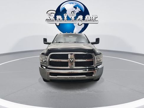 Used 2017 RAM 3500 Tradesman w/ Chrome Appearance Group image 3