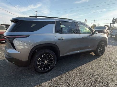 New 2026 Chevrolet Traverse LT w/ Sun and Wheel Package image 5