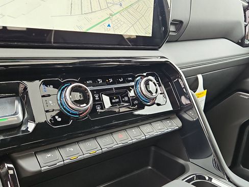 New 2026 GMC Sierra 1500 AT4X image 20