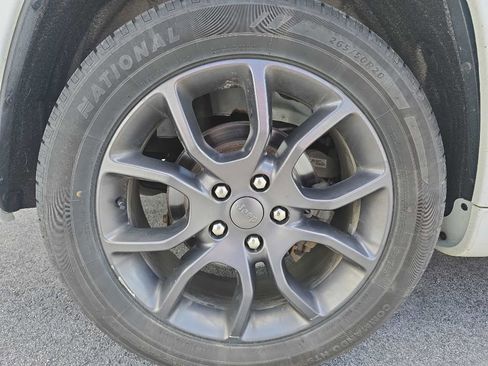 Used 2020 Jeep Grand Cherokee High Altitude image 4