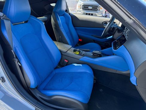 Certified 2024 Nissan Z Performance w/ Floor Mat Package image 12