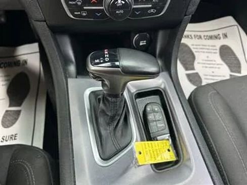 Used 2019 Dodge Charger GT image 13