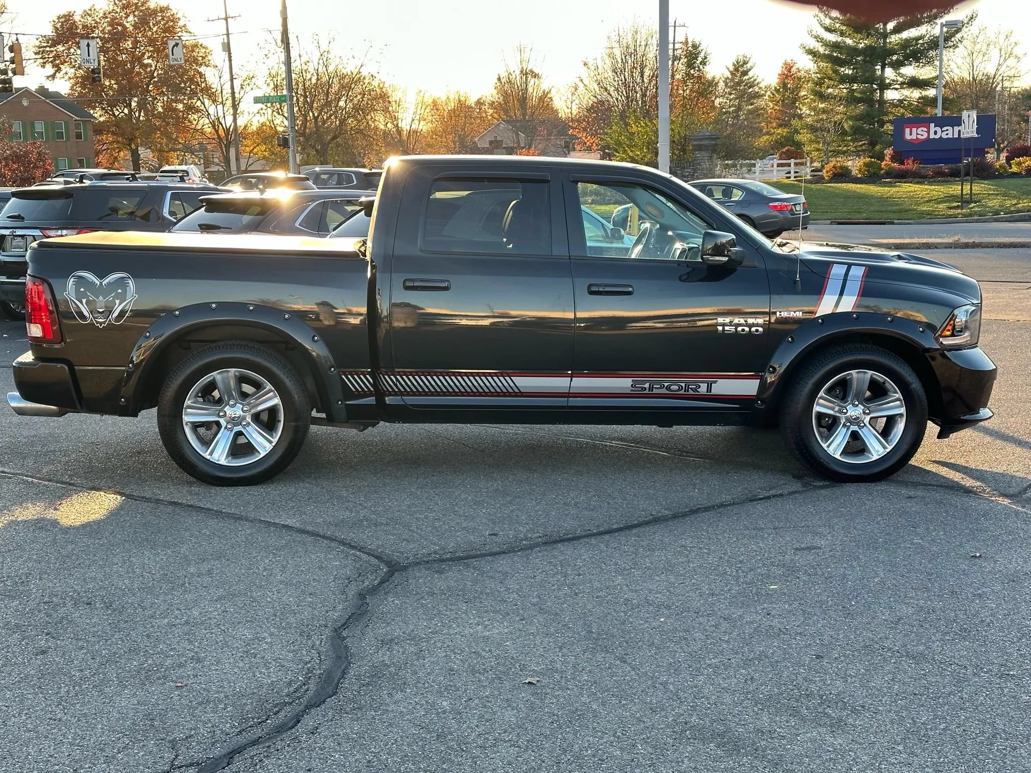 Used 2018 RAM 1500 Sport w/ Sport Premium Group AWD/4WD image 10