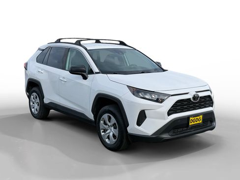 Used 2020 Toyota RAV4 LE w/ All Weather Liner Package image 7