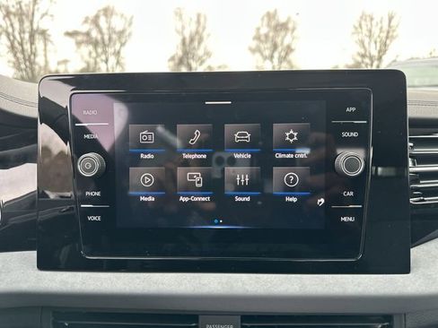 New 2026 Volkswagen Jetta SE image 23