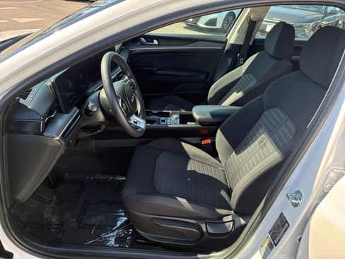 Used 2025 Kia K5 LXS image 29