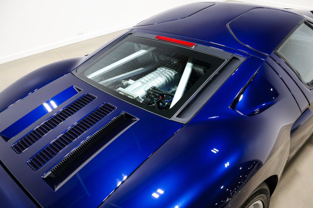 Used 2005 Ford GT RWD image 61