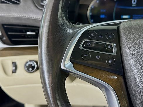 Used 2020 Cadillac Escalade Luxury image 21