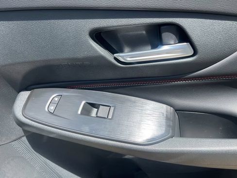 New 2026 Nissan Sentra SR w/ Floor Mat Package FWD image 22