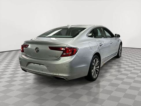 Used 2017 Buick LaCrosse Premium w/ Driver Confidence Package #2 AWD/4WD image 4