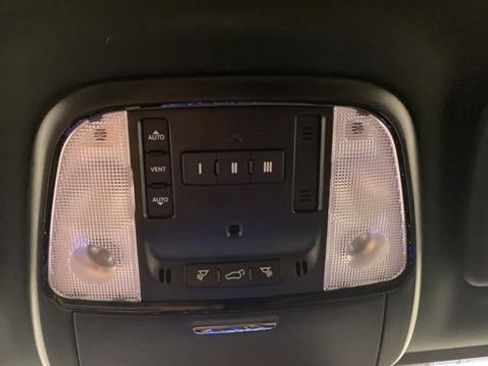 Used 2024 Dodge Durango GT AWD/4WD image 14