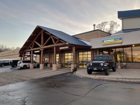 Used 2024 Jeep Grand Cherokee Summit w/ Advanced Protech Group IV image 46