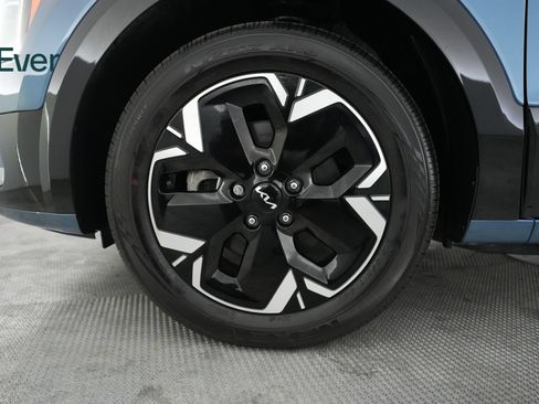 Used 2023 Kia Niro Wind w/ Wind Preserve Package FWD image 19