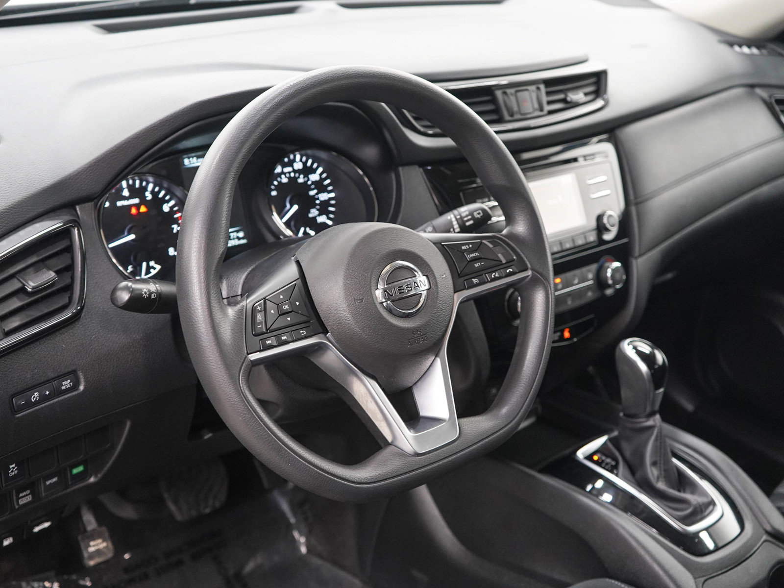 Used 2017 Nissan Rogue S AWD/4WD image 20