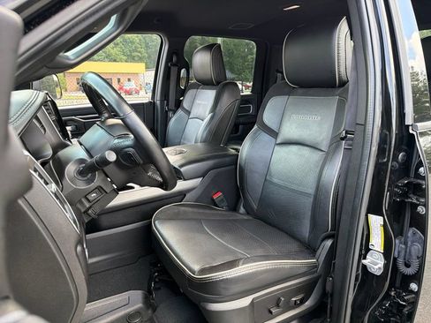 Used 2022 RAM 2500 Laramie AWD/4WD image 18