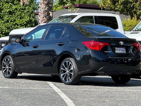 Used 2018 Toyota Corolla SE FWD image 6