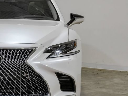 Used 2018 Lexus LS 500 w/ Luxury Package RWD image 45