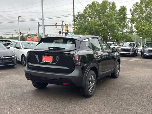New 2026 Nissan Kicks S FWD image 3