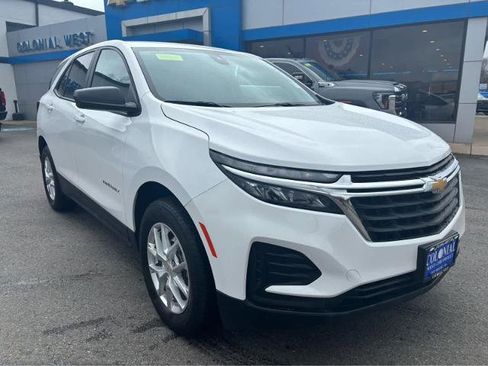 Used 2024 Chevrolet Equinox LS w/ LS Convenience Package AWD/4WD image 14