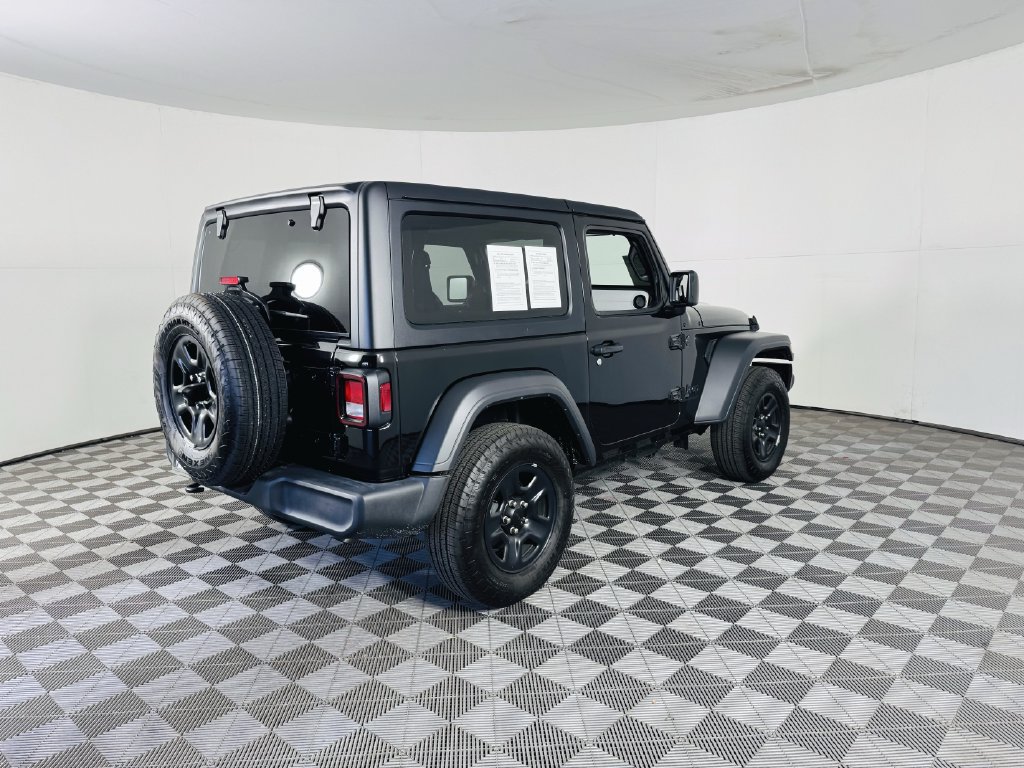 Used 2026 Jeep Wrangler Sport AWD/4WD image 21
