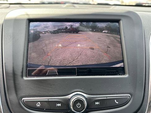 Used 2024 Chevrolet Equinox LT FWD image 44