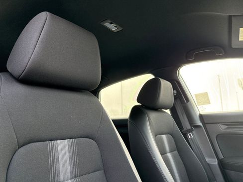 Certified 2025 Honda Civic Sport image 16