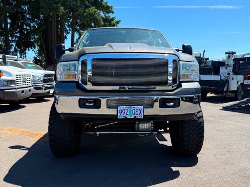 Used 2006 Ford F250 Lariat AWD/4WD image 2