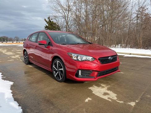 Used 2023 Subaru Impreza 2.0i Sport image 3