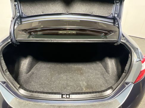 Used 2015 Toyota Corolla S FWD image 33