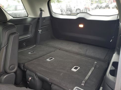 Certified 2025 Nissan Pathfinder SL w/ SL Premium Package image 19