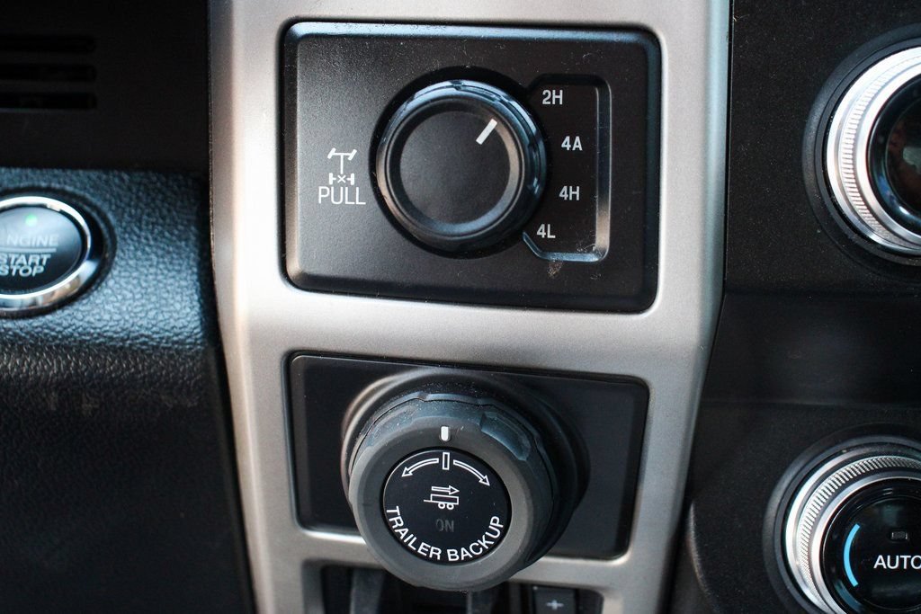 Used 2020 Ford F150 Lariat w/ Equipment Group 502A Luxury AWD/4WD image 33