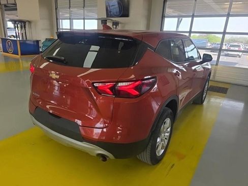 Used 2021 Chevrolet Blazer LT image 2