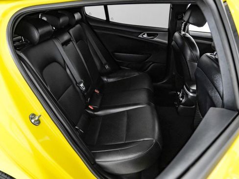 Used 2018 Kia Stinger GT image 36