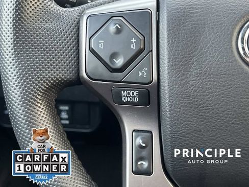 Used 2022 Toyota Tacoma Limited AWD/4WD image 19