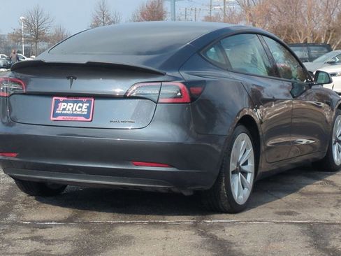 Used 2023 Tesla Model 3 Standard Range image 5