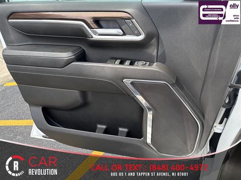 Used 2024 Chevrolet Silverado 2500 LT AWD/4WD image 34