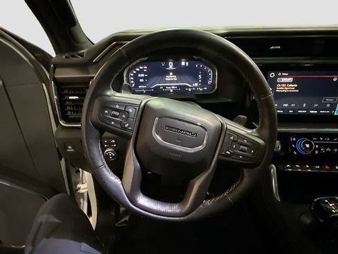 Used 2023 GMC Sierra 1500 Denali Ultimate image 12