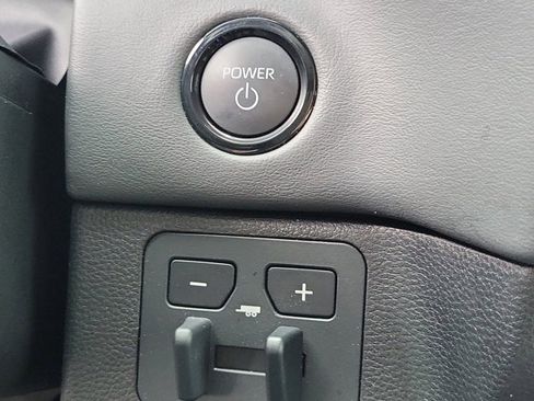 Used 2025 Toyota Tundra Platinum image 35