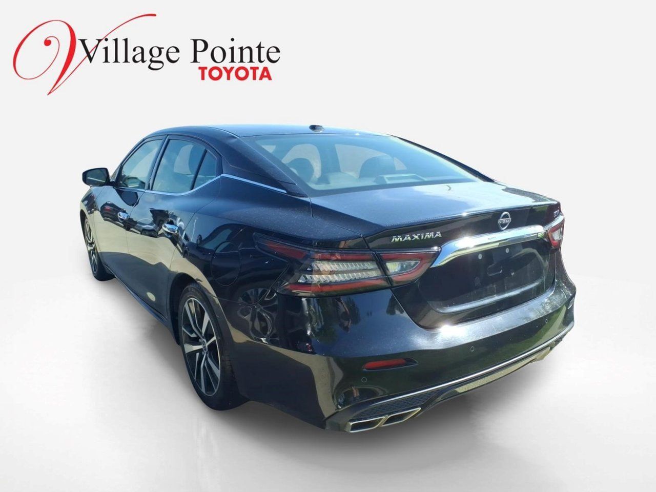 Used 2023 Nissan Maxima SV FWD image 2