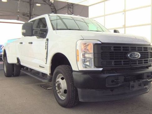Used 2024 Ford F350 XL AWD/4WD image 3