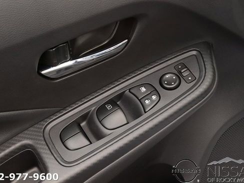 New 2025 Nissan Versa SV image 11