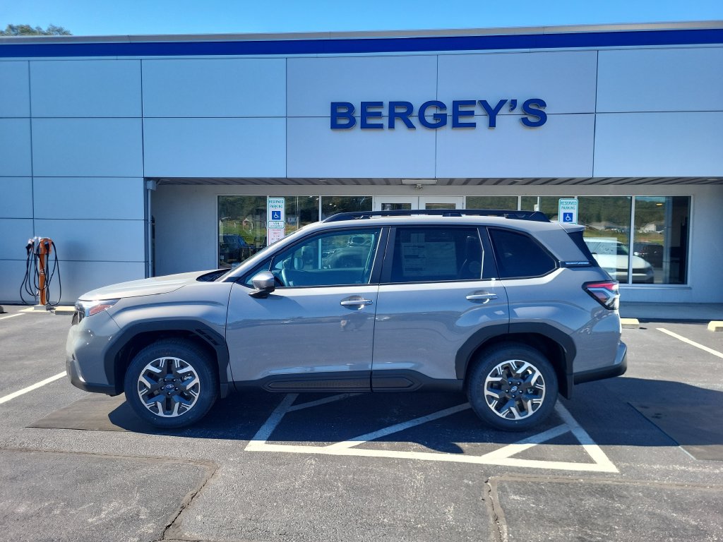 New 2026 Subaru Forester Premium AWD/4WD image 2