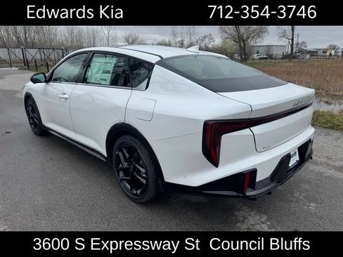 New 2025 Kia K4 GT-Line Turbo FWD image 3