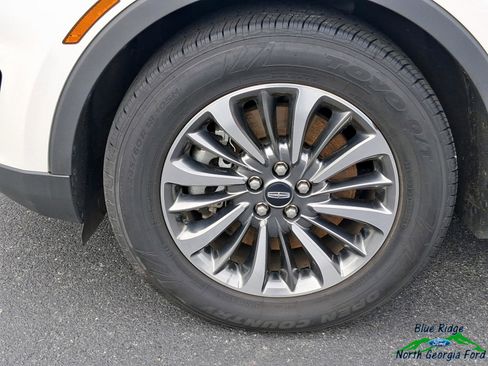 Used 2019 Lincoln Nautilus Select FWD image 9