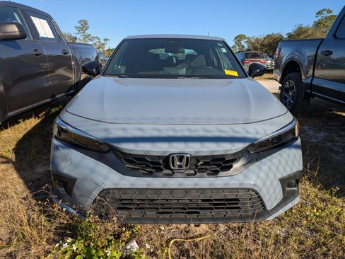 Used 2024 Honda Civic Sport image 3