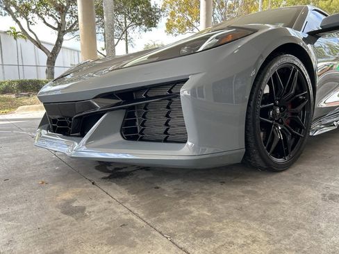 Used 2024 Chevrolet Corvette Z06 image 17